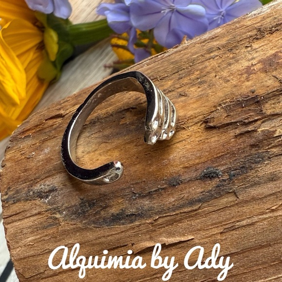 Alquimia Silver fish Ring - Picture 1 of 2